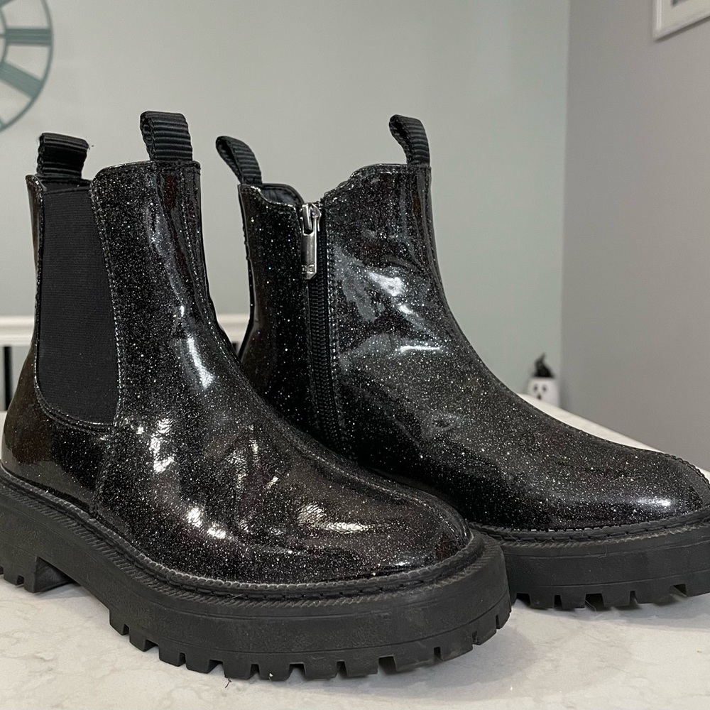 Sam Edelman Black Glitter Chelsea Boots